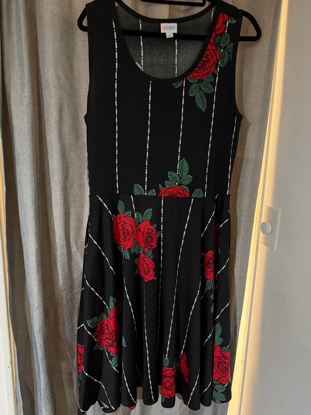 NWOT LulaRoe Nicki Dress Black A Line Dress with Red Rose Print